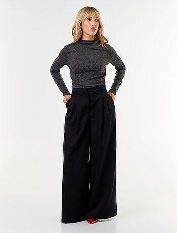 T-shirt drappeggiato a maniche lunghe