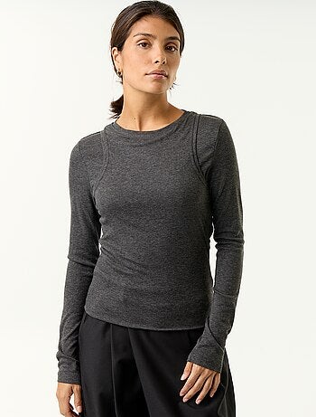 T-shirt effetto 2 in 1 con canotta