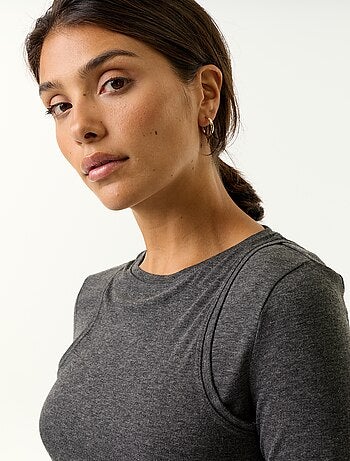 T-shirt effetto 2 in 1 con canotta