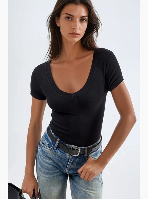 T-shirt elastica a maniche corte con scollo a v busem - Kiabi T-shirt elastica a maniche corte con scollo a v busem - Kiabi