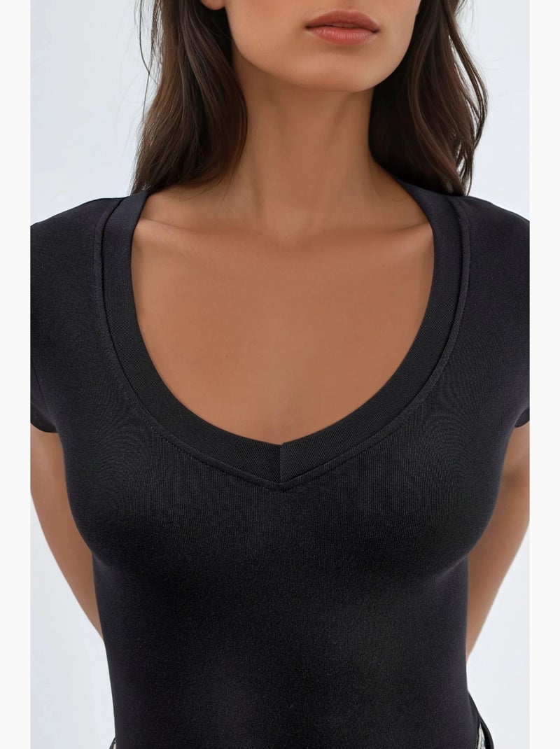 T-shirt elastica a maniche corte con scollo a v busem Nero - Kiabi