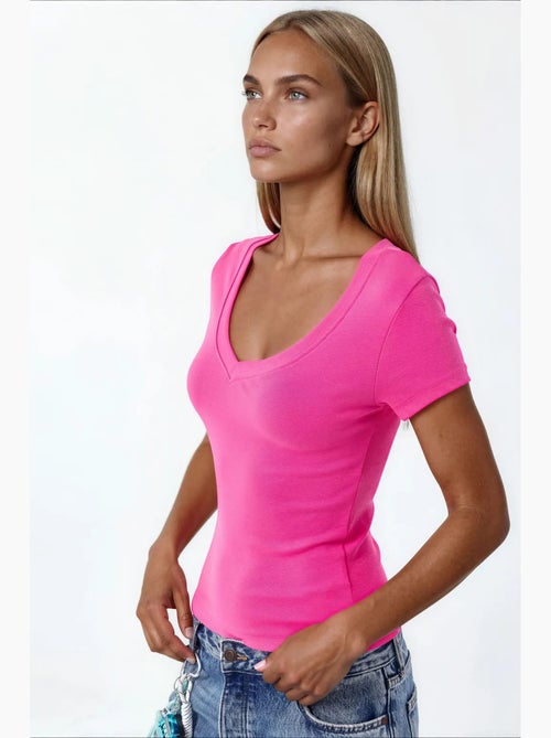 T-shirt elastica a maniche corte con scollo a v busem - Kiabi T-shirt elastica a maniche corte con scollo a v busem - Kiabi