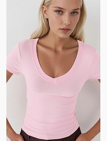 T-shirt elastica a maniche corte con scollo a v busem