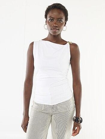 T-shirt elasticizzato con gioiello dorato