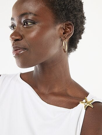 T-shirt elasticizzato con gioiello dorato