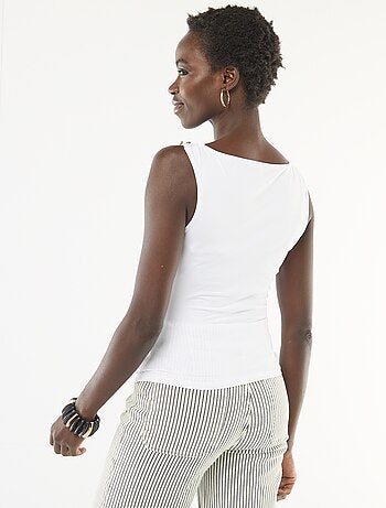 T-shirt elasticizzato con gioiello dorato