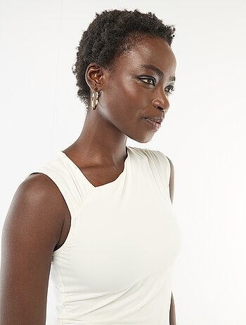 T-shirt elasticizzato tinta unita asimmetrico