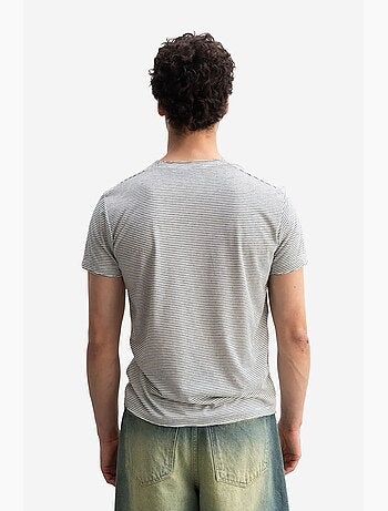 T-shirt girocollo a righe ricamato giesto