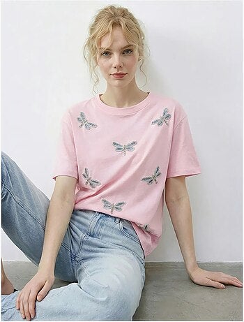 T-shirt girocollo a vestibilità comoda con ricamo lucci