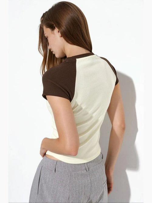 T-shirt girocollo color block aderente busem - Kiabi