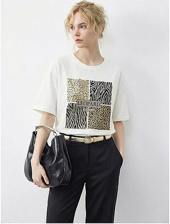T-shirt girocollo con paillettes e stampa leopardata lucci