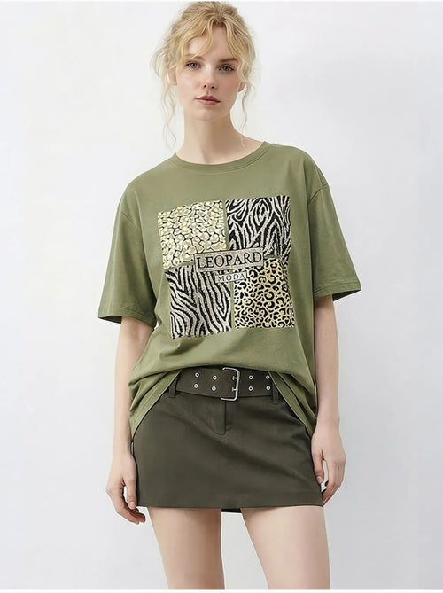 T-shirt girocollo con paillettes e stampa leopardata lucci - Kiabi