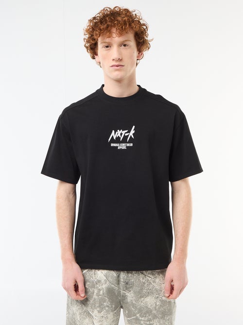 T-shirt girocollo con ricamo a contrasto - Kiabi