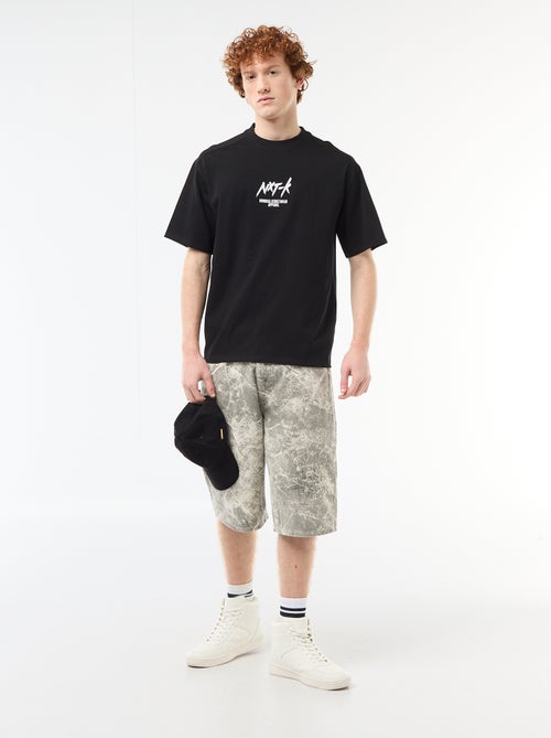 T-shirt girocollo con ricamo a contrasto - Kiabi