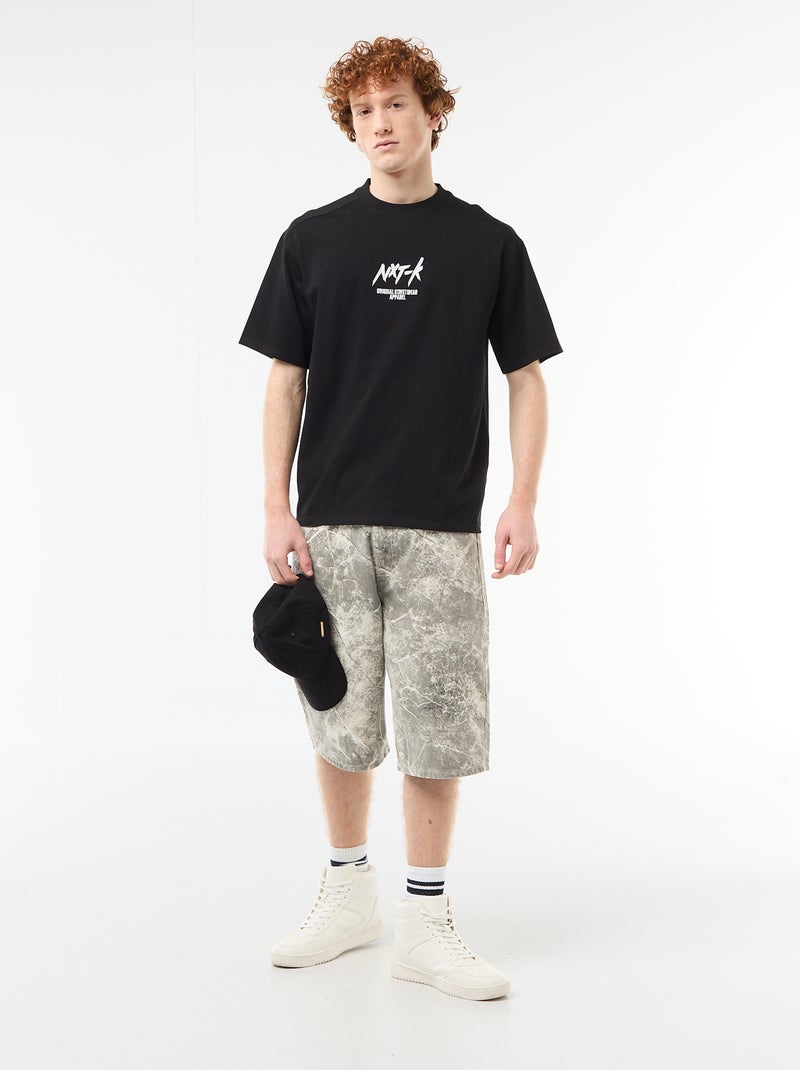T-shirt girocollo con ricamo a contrasto Nero - Kiabi
