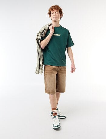 T-shirt girocollo con ricamo a contrasto