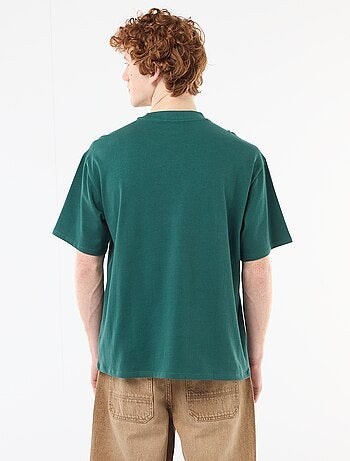 T-shirt girocollo con ricamo a contrasto