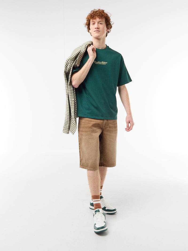 T-shirt girocollo con ricamo a contrasto Verde - Kiabi