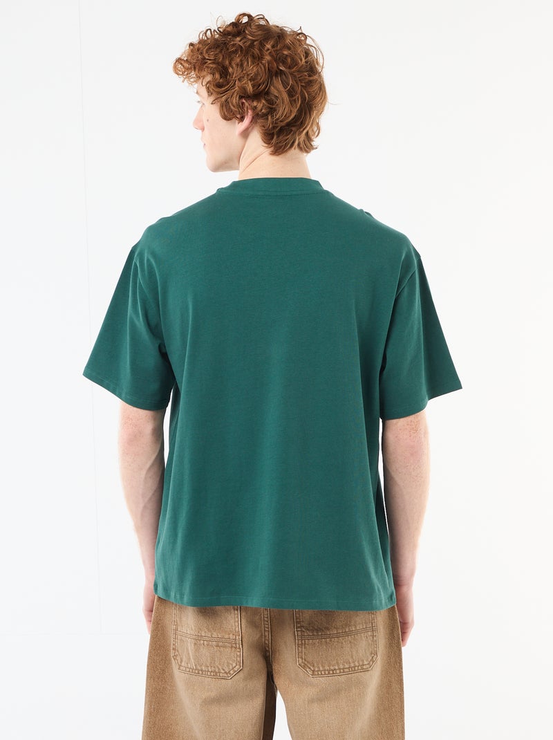 T-shirt girocollo con ricamo a contrasto Verde - Kiabi