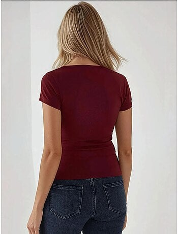 T-shirt girocollo in cotone morbido al tatto e vestibilità slim hiccup