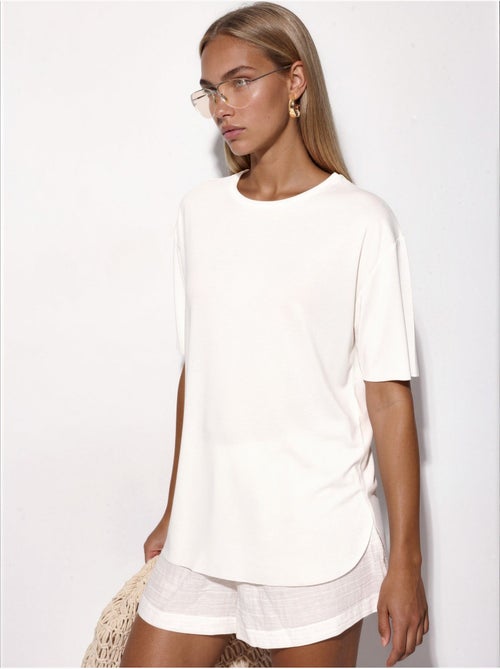 T-shirt girocollo loose fit busem - Kiabi T-shirt girocollo loose fit busem - Kiabi