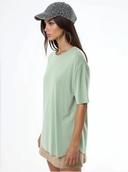 T-shirt girocollo loose fit busem - Kiabi T-shirt girocollo loose fit busem - Kiabi