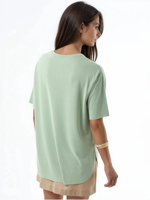 T-shirt girocollo loose fit busem - Kiabi T-shirt girocollo loose fit busem - Kiabi
