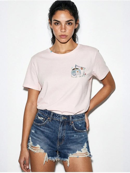 T-shirt girocollo ricamata lucci - Kiabi T-shirt girocollo ricamata lucci - Kiabi