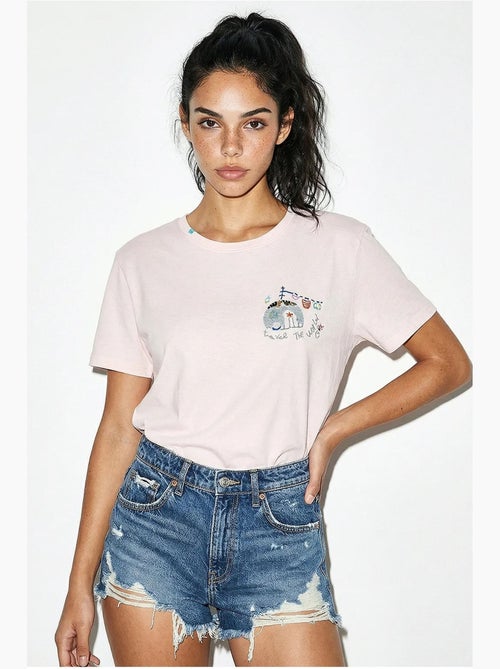 T-shirt girocollo ricamata lucci - Kiabi T-shirt girocollo ricamata lucci - Kiabi
