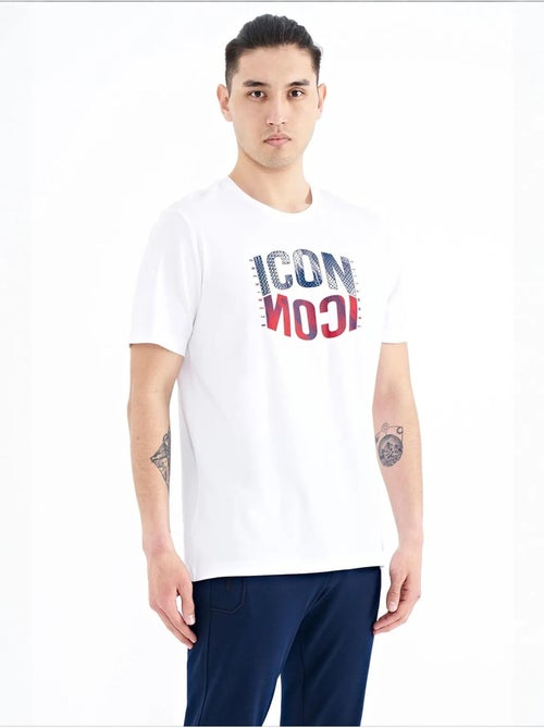 T-shirt girocollo stampata con patch tommy - Kiabi