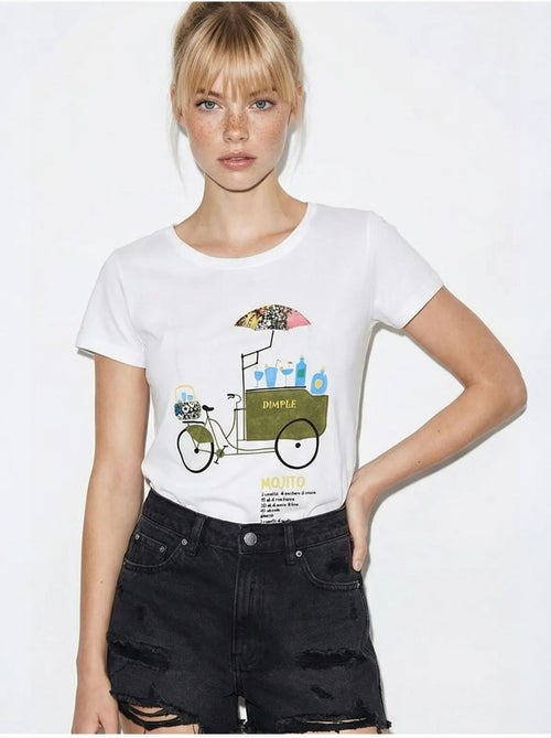 T-shirt girocollo stampata con ricamo lucci - Kiabi T-shirt girocollo stampata con ricamo lucci - Kiabi