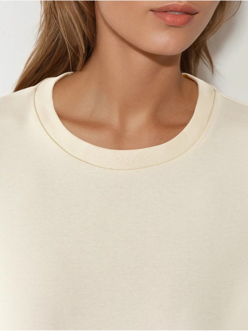 T-shirt in cotone con girocollo busem - Kiabi T-shirt in cotone con girocollo busem - Kiabi