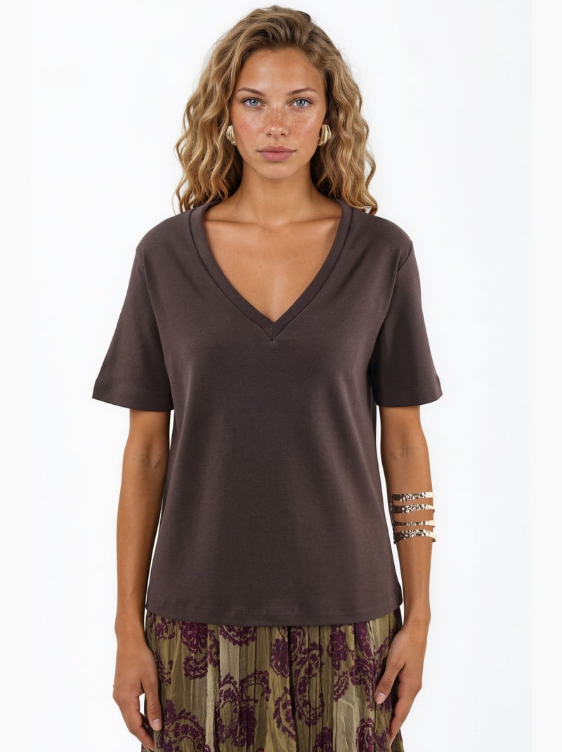 T-shirt in cotone con scollo a v dalla vestibilità regolare tinta unita busem Marrone - Kiabi
