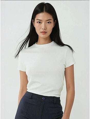 T-shirt in cotone regular fit con girocollo hiccup