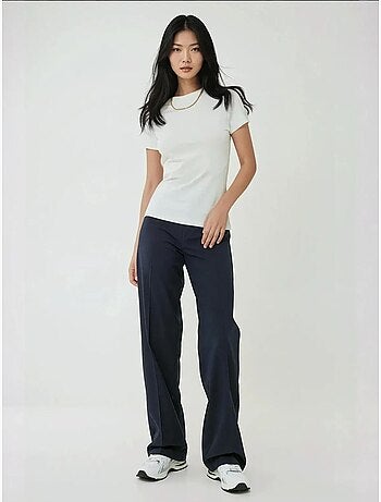 T-shirt in cotone regular fit con girocollo hiccup