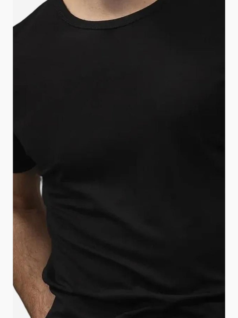 T-shirt in cotone slim fit con girocollo giesto Nero - Kiabi