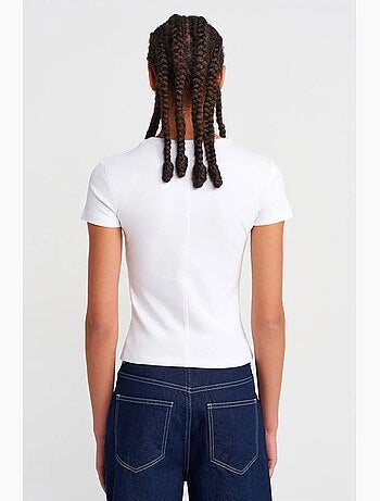 T-shirt in cotone slim fit con scollo a v dilvin