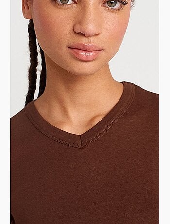 T-shirt in cotone slim fit con scollo a v dilvin