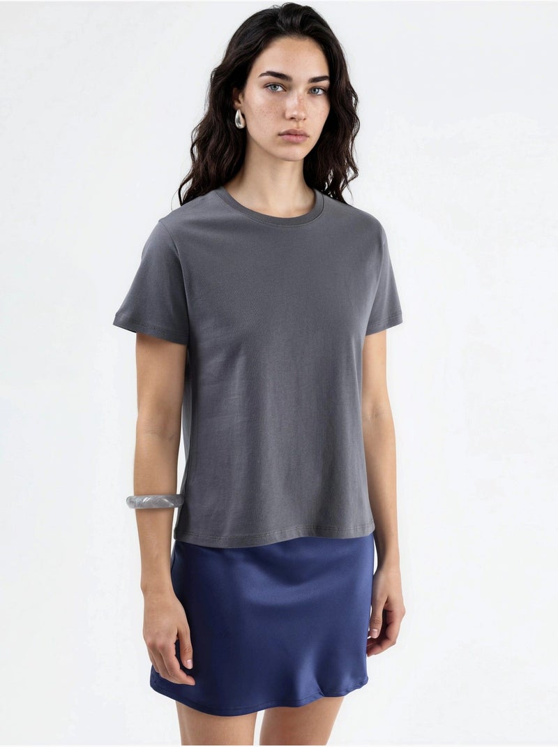 T-shirt in cotone tinta unita con girocollo busem Grigio scuro - Kiabi