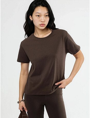 T-shirt in cotone tinta unita con girocollo busem