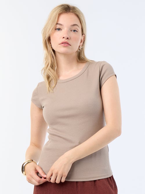 T-shirt in jersey a coste maniche corte - Kiabi