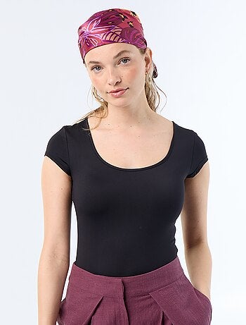 T-shirt in jersey a coste maniche corte