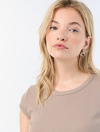 T-shirt in jersey a coste maniche corte