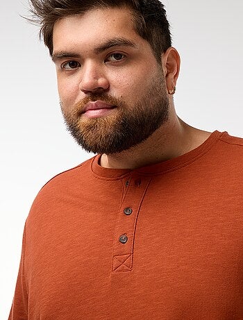 T-shirt in jersey a maniche lunghe con collo alla tunisina