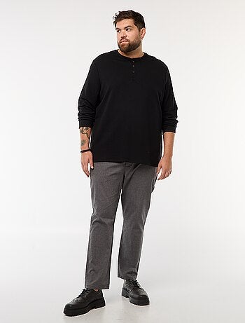 T-shirt in jersey a maniche lunghe con collo alla tunisina