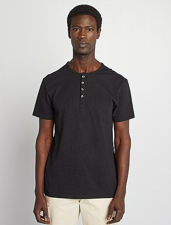 T-shirt in jersey con collo serafino