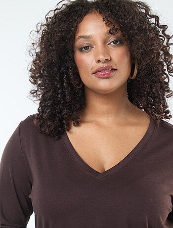 T-shirt in jersey con scollo a V e maniche corte