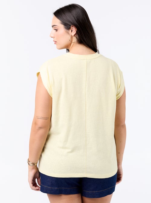 T-shirt in jersey senza maniche con piccolo ricamo sul petto - Kiabi