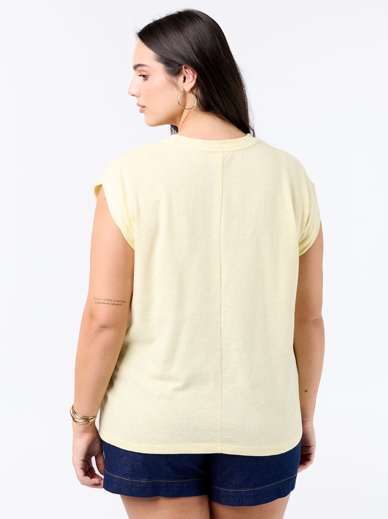 T-shirt in jersey senza maniche con piccolo ricamo sul petto Giallo - Kiabi