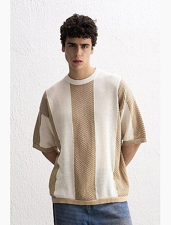 T-shirt in maglia a righe con girocollo giesto
